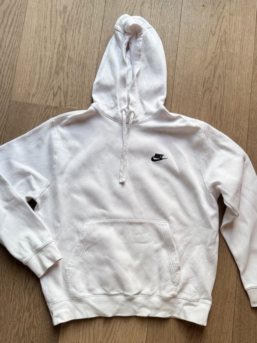 Nike Club Fleece Pullover Hoodie — White, Size M